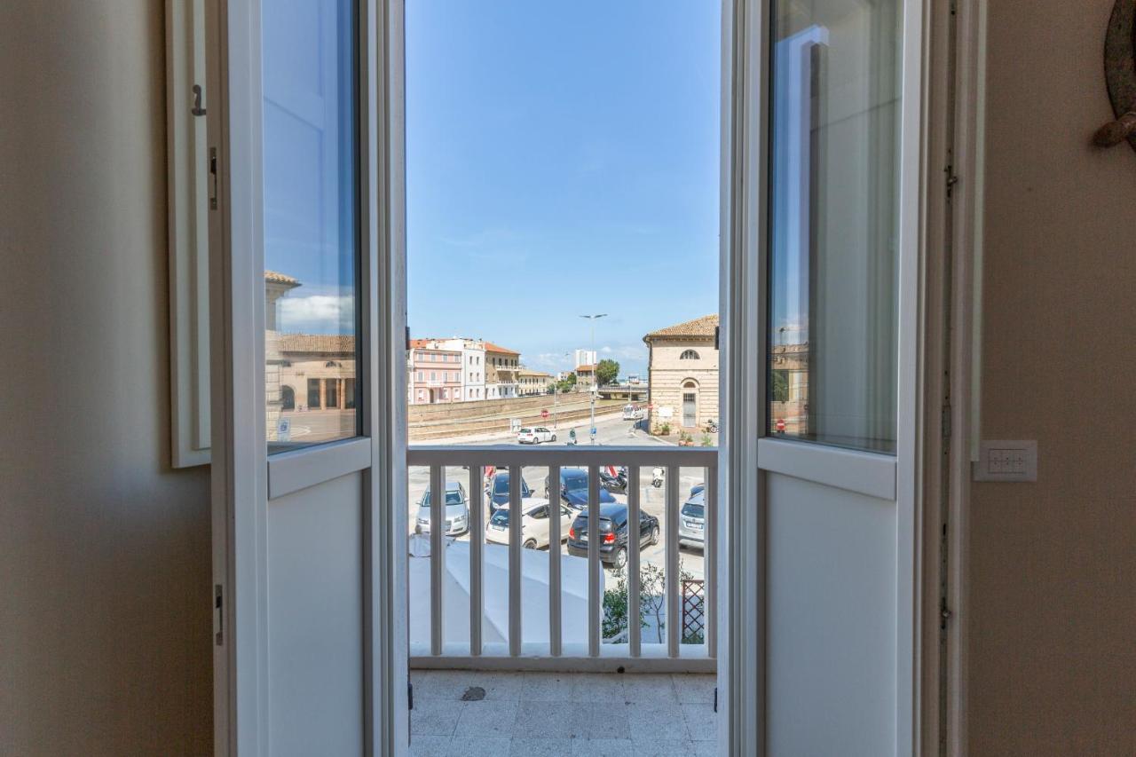 La Romantica Camere E Wellness Senigallia Kültér fotó